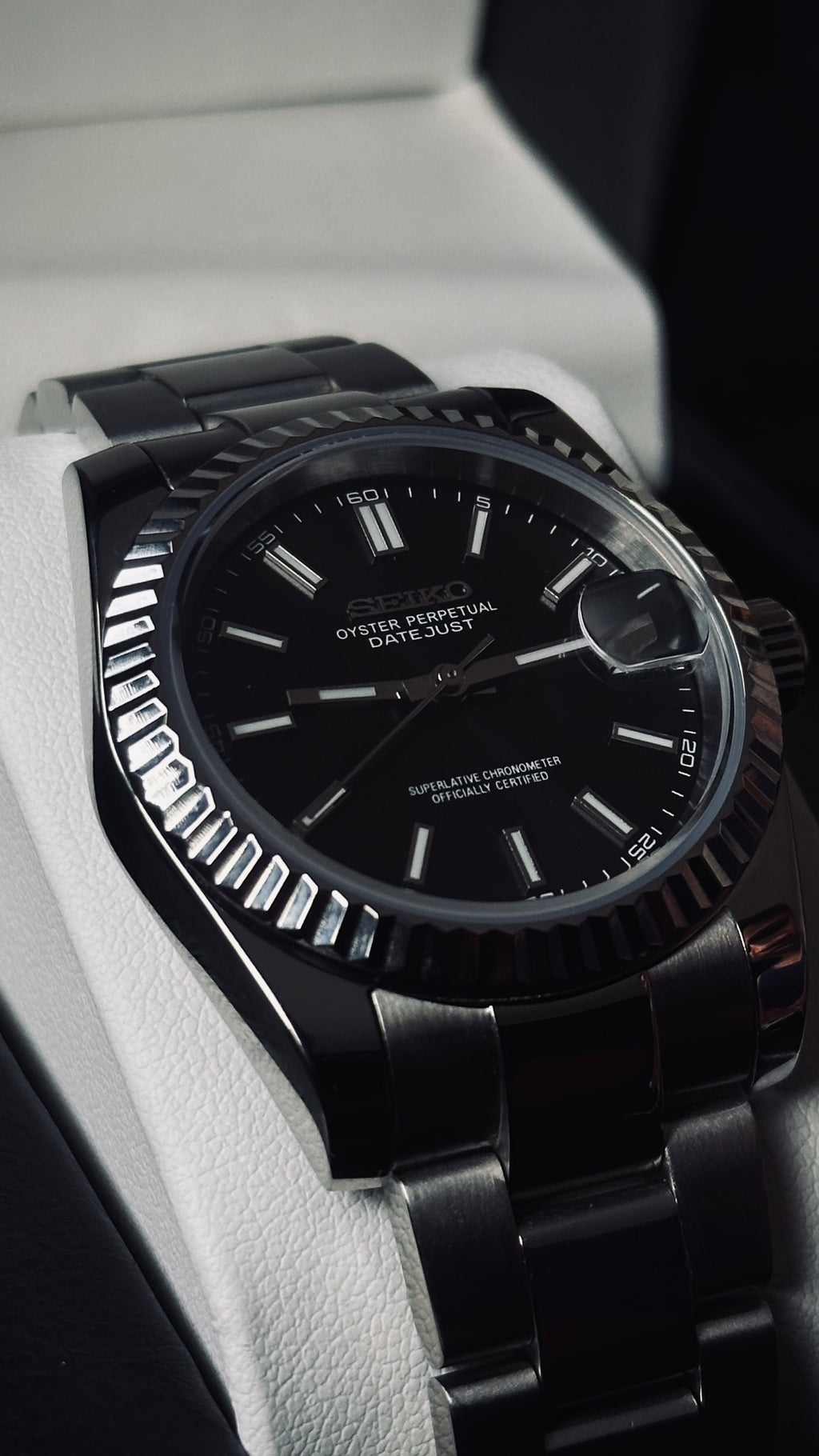 DateJust | Black Log Dial