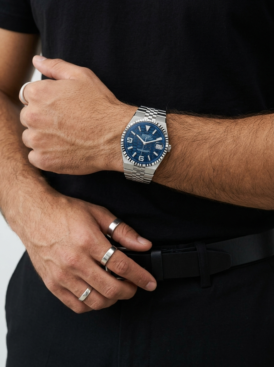 Land-Dweller | Navy